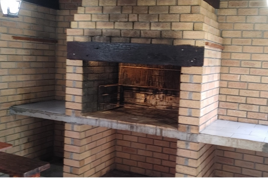 3 Bedroom Property for Sale in Brackenfell Central Western Cape